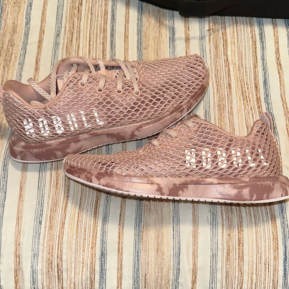 No Bull women’s sneakers